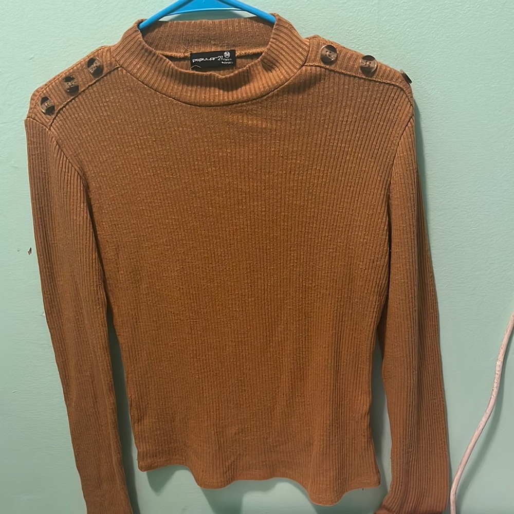 Long sleeve turtleneck